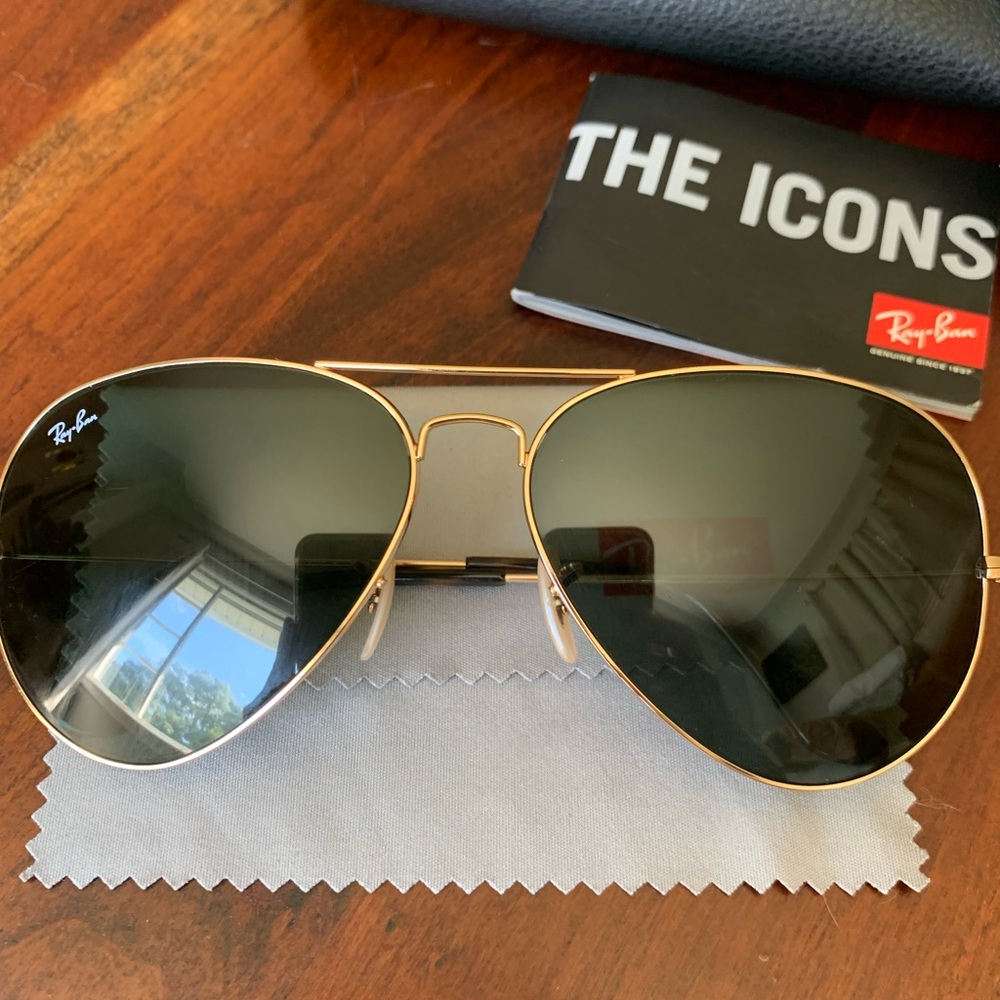 Ray Ban Classic Aviator. Size XXL 62-14. Gold frame. Used great condition